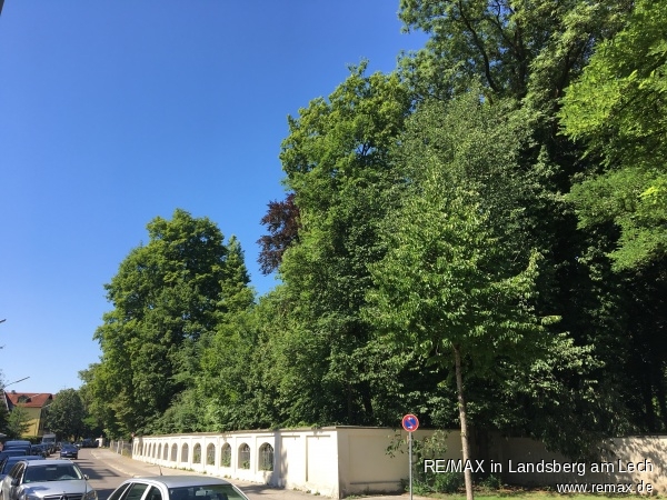 Umfeld Stra�e vor dem Haus Maisonettewohnung M�nchen
