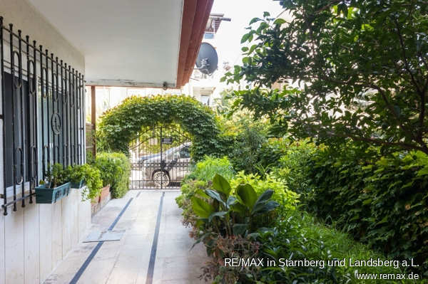 Au�enansicht Etagenwohnung Fener