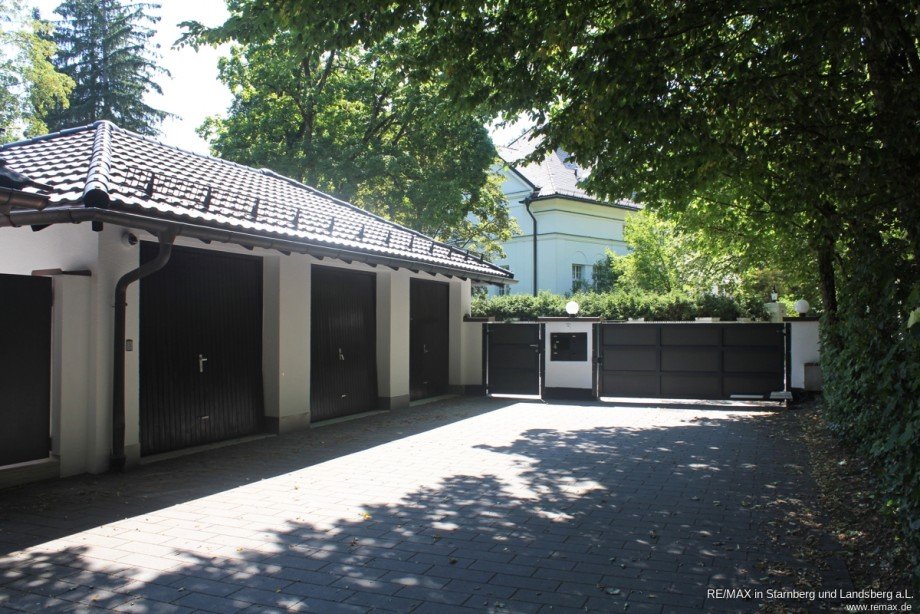2te Garage Doppelhaush�lfte Gr�nwald