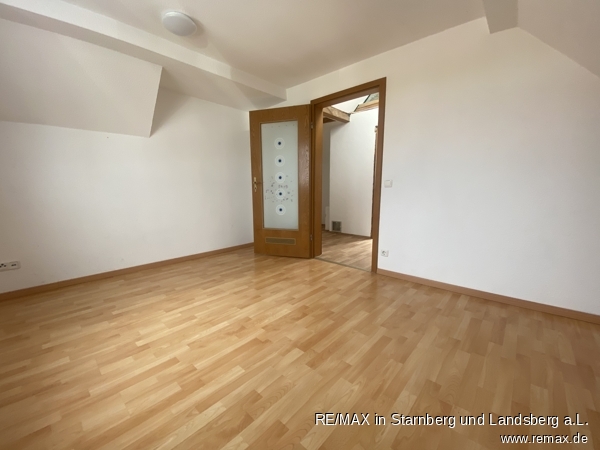 DG n�rdliches Zimmer Reihenhaus Inning