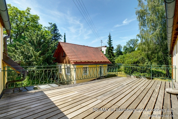 Dachterrasse OG Bauernhaus Starnberg / Hanfeld