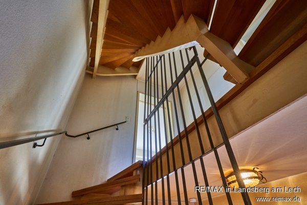 Treppe zum OG Reihenmittelhaus Puchheim