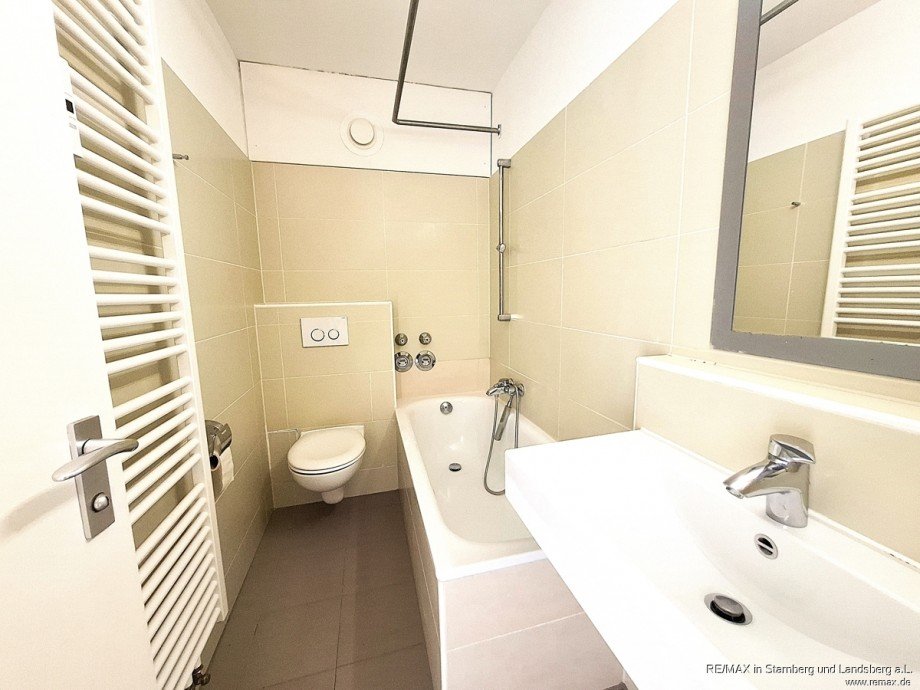 Bad Etagenwohnung M�nchen / Solln