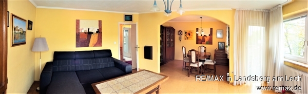 Der Wohn-Ess-Bereich im Panorama Etagenwohnung M�nchen