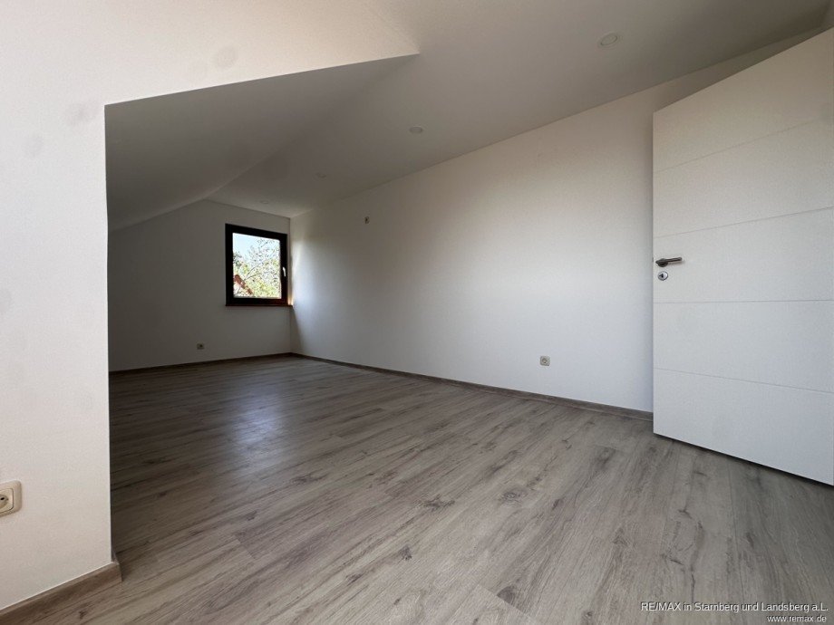 Schlafzimmer Dachgeschosswohnung Thaining