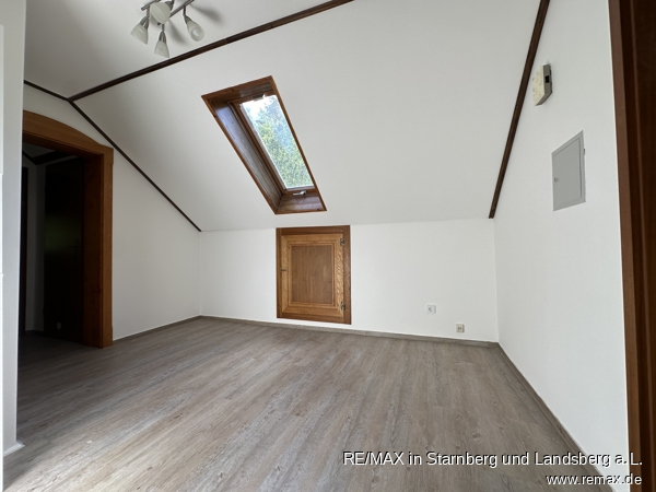 Diele Dachgeschosswohnung Windach