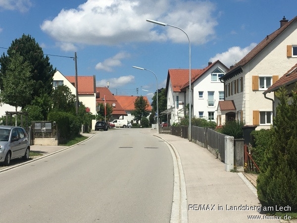 Umfeld Orts-Zentrum Wohngrundst�ck Geltendorf