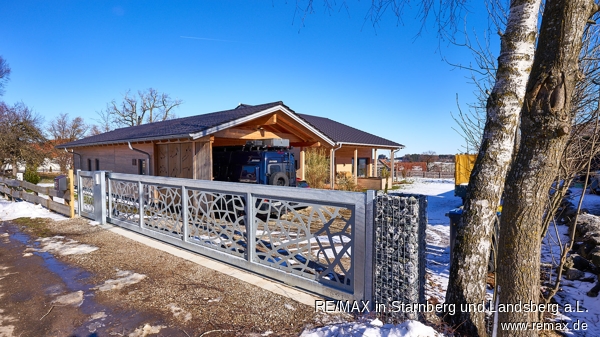Haus im Winter Einfamilienhaus Apfeltrach