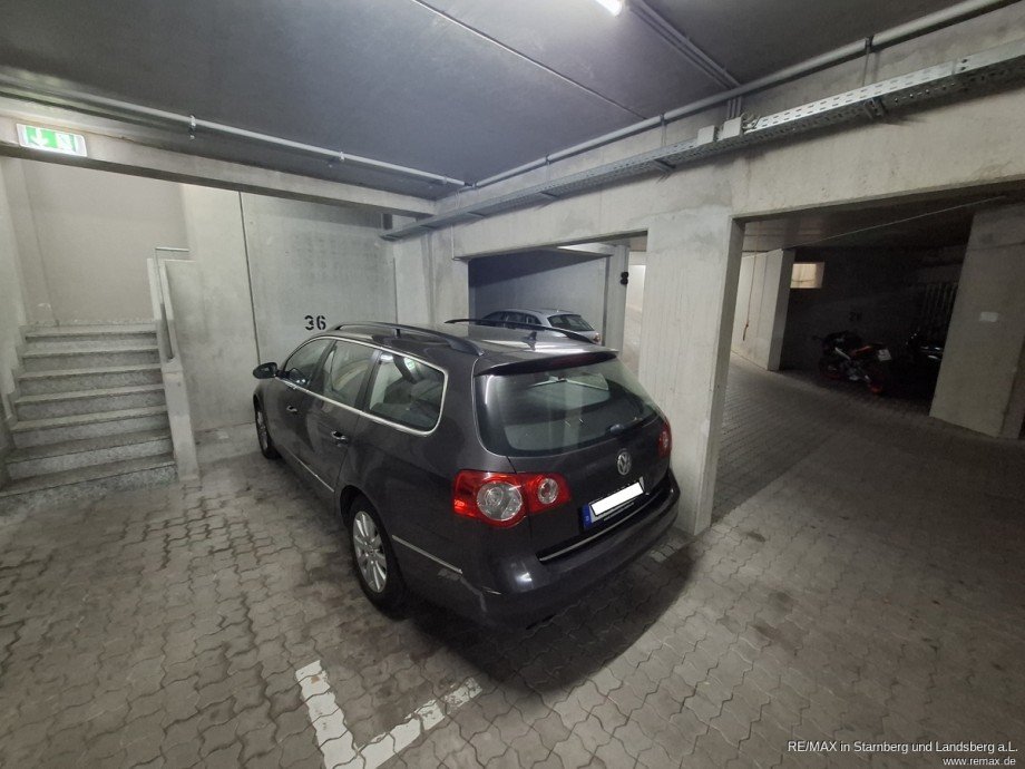 Einzelstellplatz in der Tiefgarage Etagenwohnung Neuried