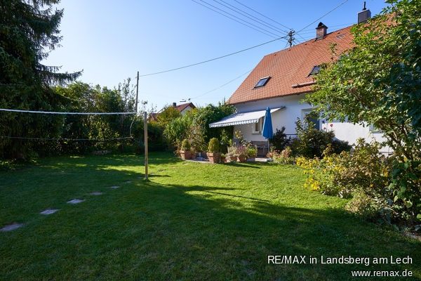 Garten1 Geltendorf Einfamilienhaus VERKAUFT: Familienfreundliches Einfamilienhaus mit herrlichem Garten