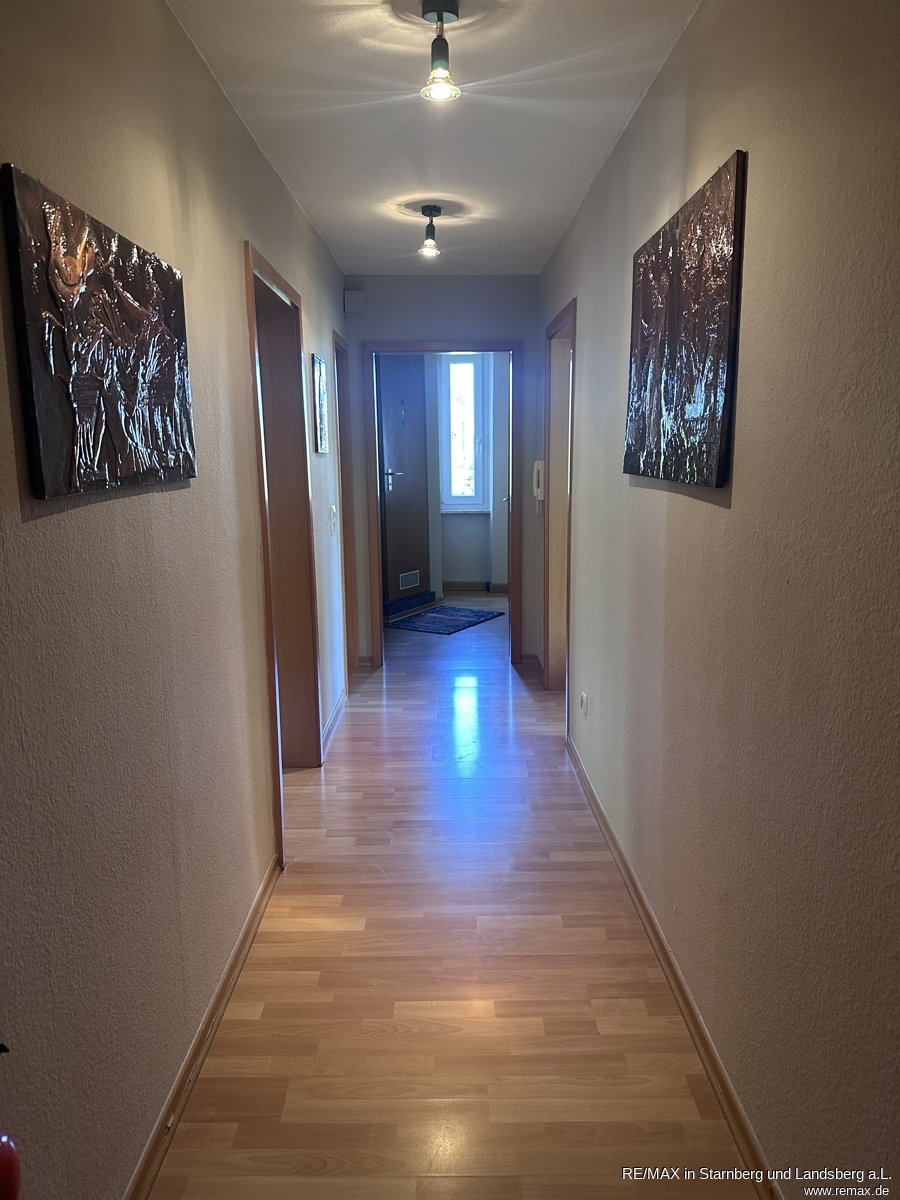 DG Flur Mehrfamilienhaus Maulbronn