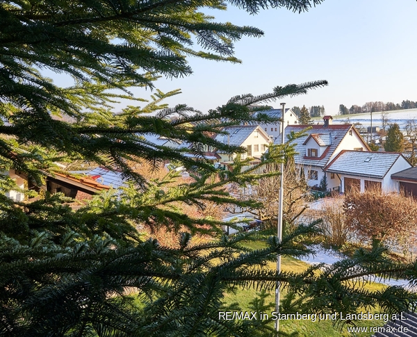 Ausblick Walkertshofen Einfamilienhaus V E R K A U F T: Modernes Haus f�r die gro�e Familie im Naturpark