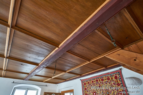 EG Holzdecke Wohnzimmer Bauernhaus Die�en