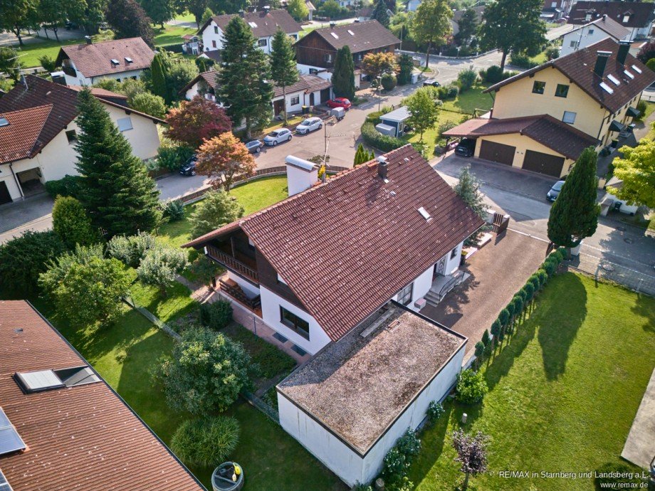Haus und Grundst�ck Einfamilienhaus T�rkheim