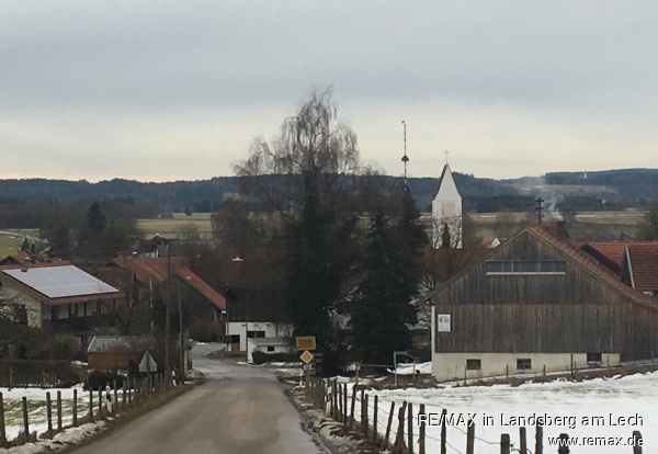 Das Dorf Wohngrundst�ck Unterdie�en
