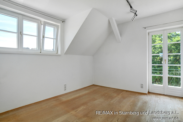 Schlafenzimmer Ost OG Stra�enfl�gel Bauernhaus Starnberg / Hanfeld