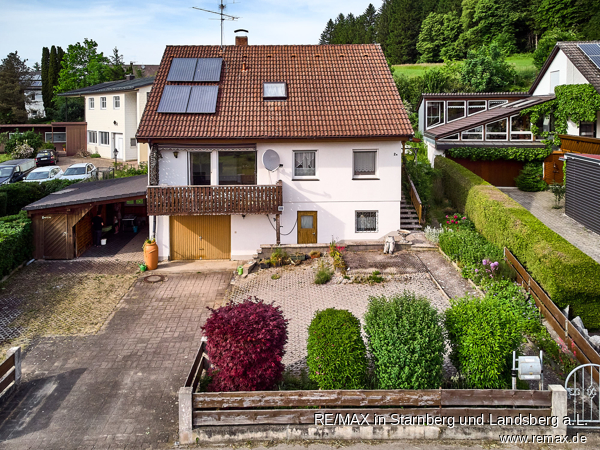 Haus und vorderes Grundst�ck Einfamilienhaus Mickhausen