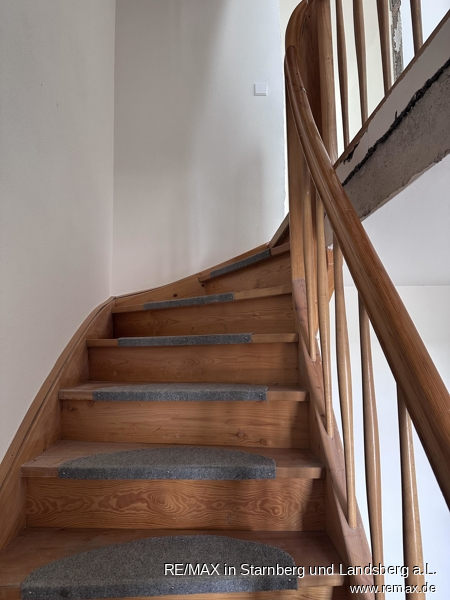 Treppe EG ins OG Reihenhaus Landsberg