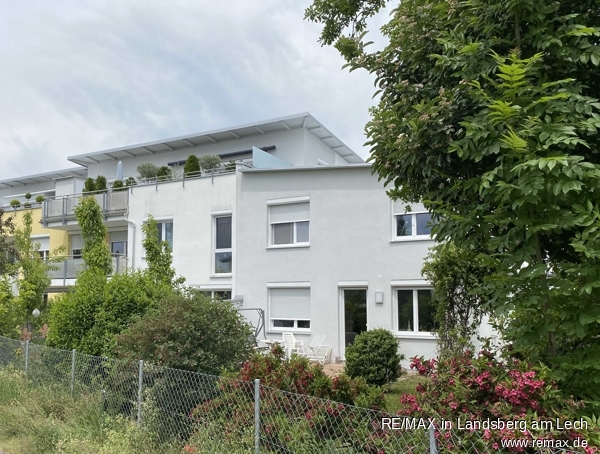 Haus Gartenseite Landsberg Reihenmittelhaus VERKAUFT: Modernes Maisonettenhaus im S�den von Landsberg a.L.