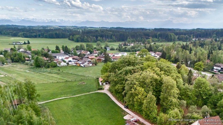 Umfeld Berg Wohngrundst�ck Ortsrandlage! Gro�es Grundst�ck f�r Doppelhaush�lfte