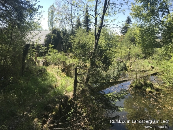 Freizeitgrundstuekc mit Teich und H�tte Gemischt-Grundst�ck Waal