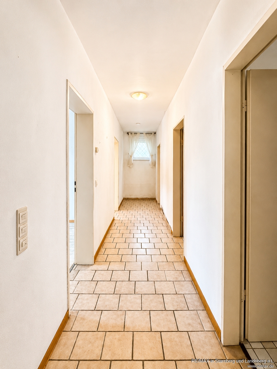 Flur Einliegerwohnung Einfamilienhaus Fulda / Aschenberg