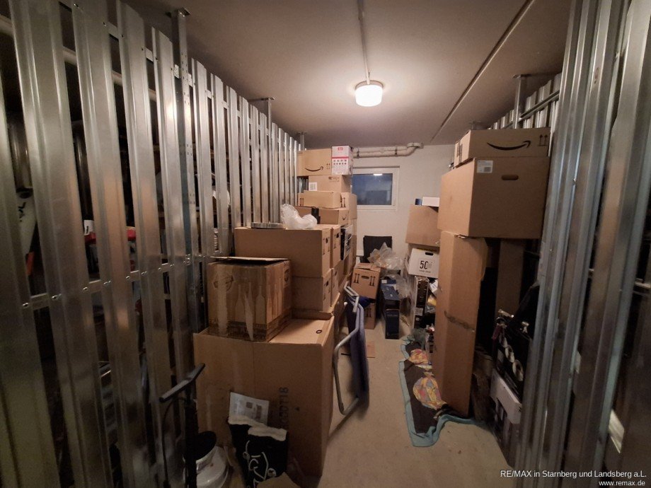 Gro�er Kellerabteil Etagenwohnung Neuried