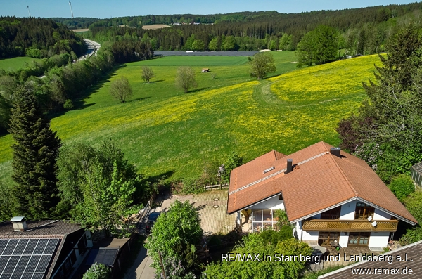 Titelbild Icking Einfamilienhaus V E R K A U F T: Familienfreundliches Haus am Ortsrand
