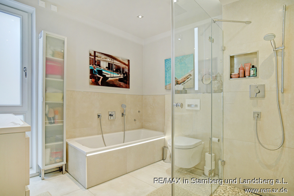 Wannenbad mit Dusche Erdgeschosswohnung M�nchen