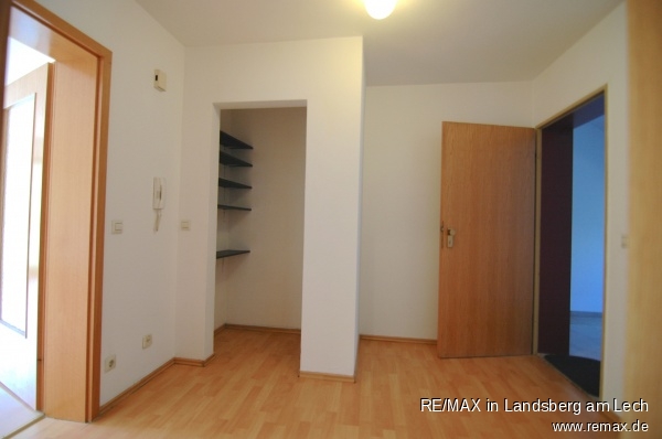 Flurblick vom Schlafzimmer Erdgeschosswohnung Schongau