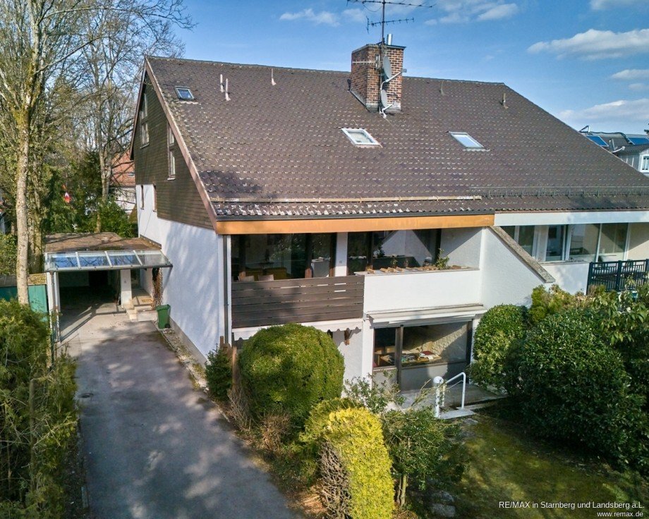 Haus S�dseite Doppelhaush�lfte Vaterstetten