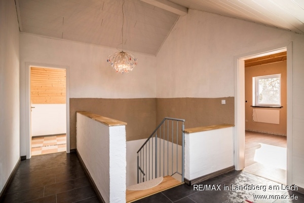 Diele OG Einfamilienhaus Thaining