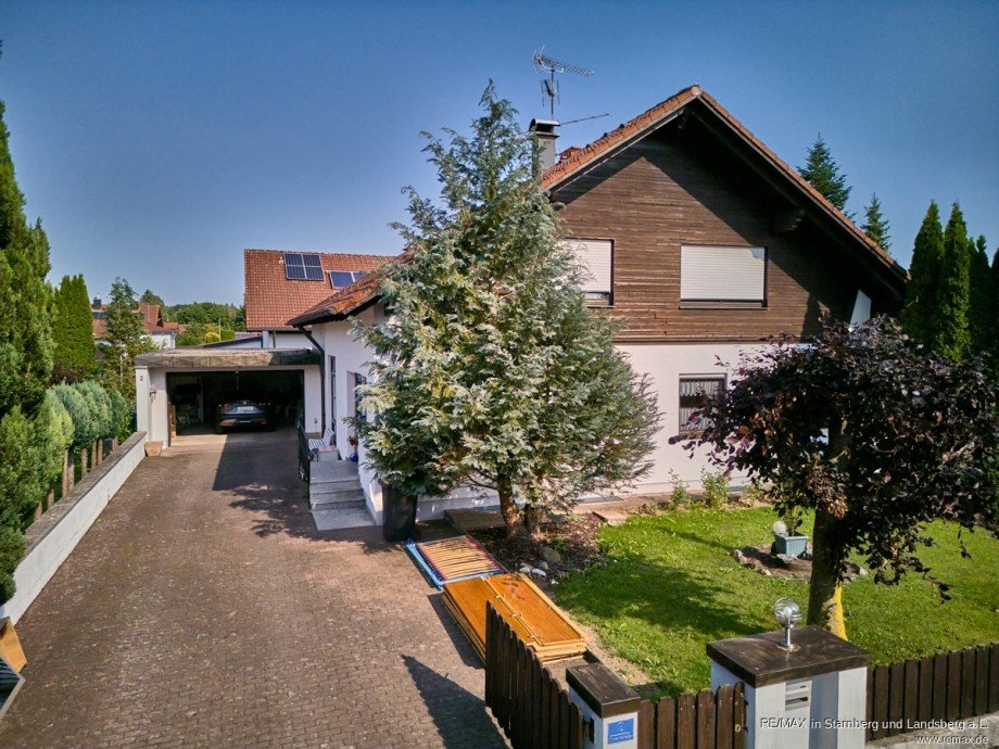 Auffahrt Einfamilienhaus T�rkheim