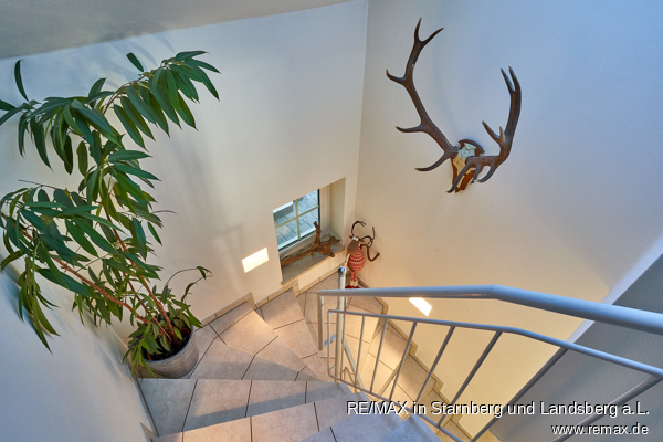 Treppe ins OG Einfamilienhaus Penzing