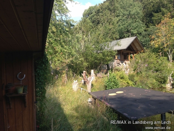 Freizeitgrundstuekc mit Teich und H�tte Gemischt-Grundst�ck Waal