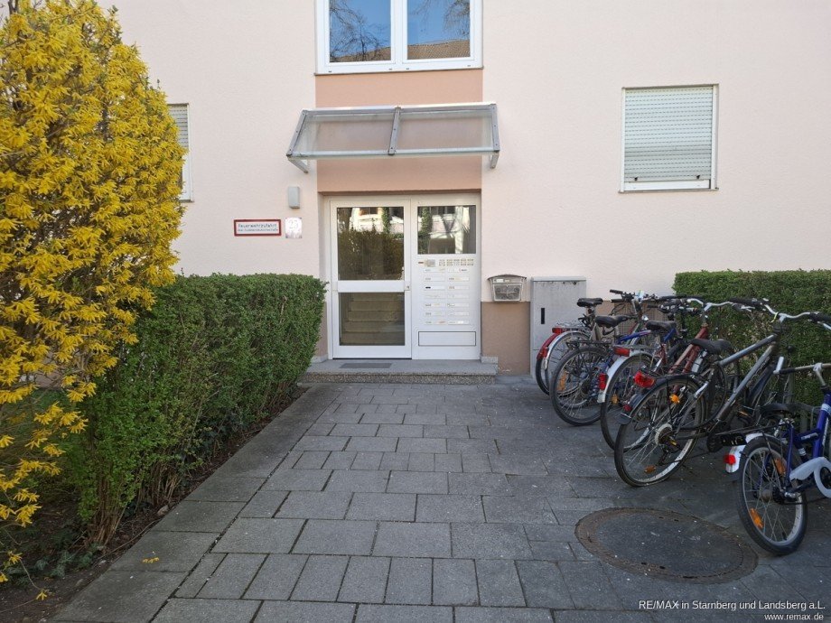 Eingangsbereich Etagenwohnung M�nchen / Am Hart