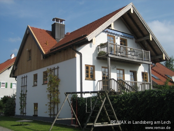 Haus West Ansicht Doppelhaush�lfte Kaufering