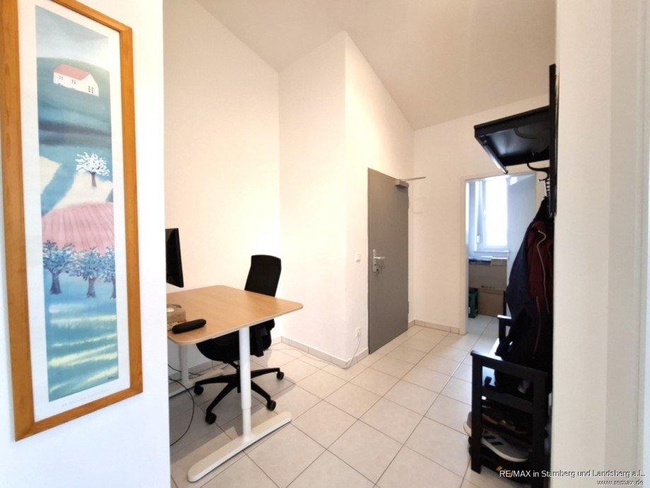 Eingangsbereich / Flut Etagenwohnung Neuried