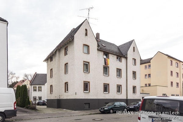 Die Wohnanlage Augsburg Etagenwohnung VERKAUFT: 3-Zi.-Whg. in Lechhausen-S�d - frei ab 01.02.2016