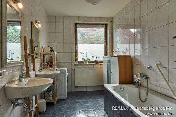 Bad Erdgeschosswohnung Vilgertshofen