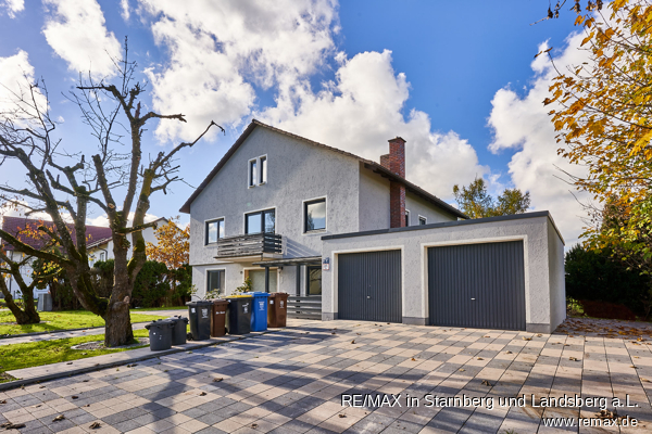 Garage und PKW Au�enpl�tze Etagenwohnung Schiltberg