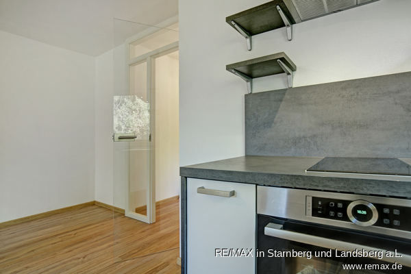 Glast�r Etagenwohnung M�nchen