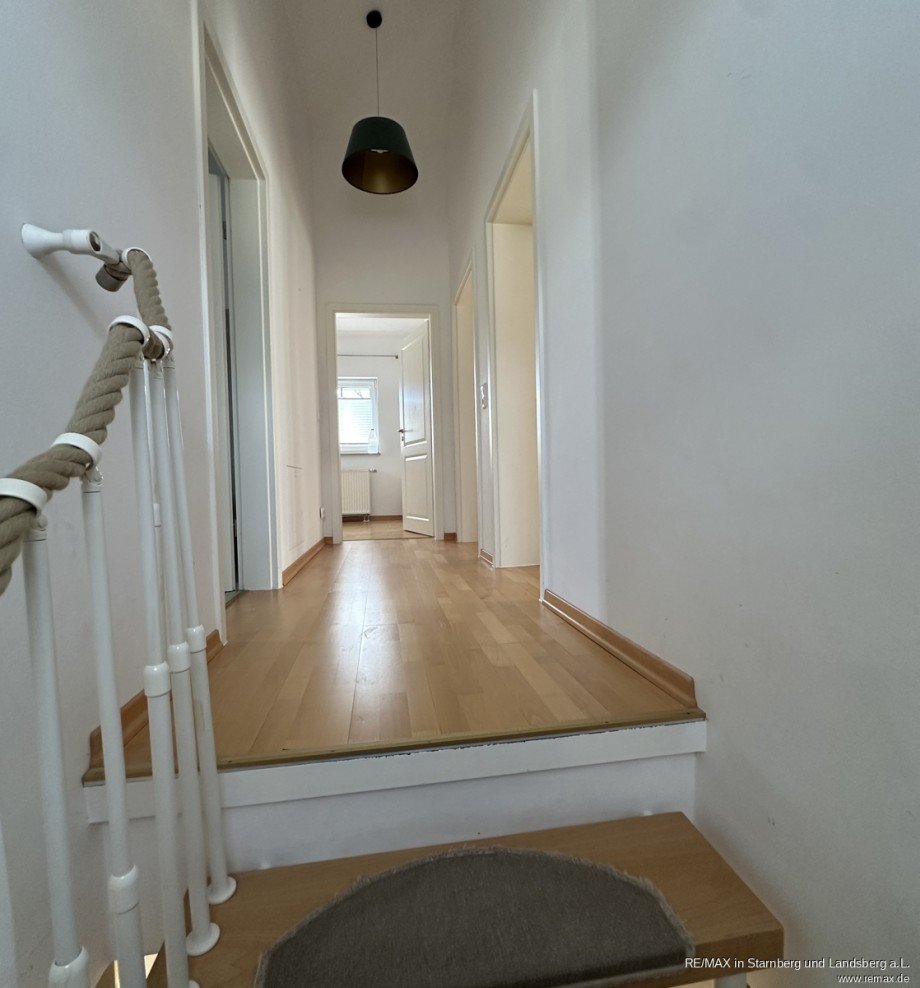 Flur OG Einfamilienhaus Gr�felfing