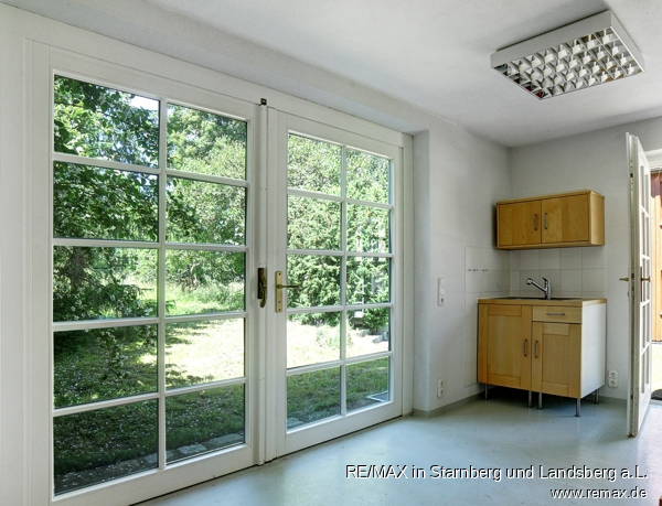 Ausblick aus Garagengeb�ude Bauernhaus Starnberg / Hanfeld