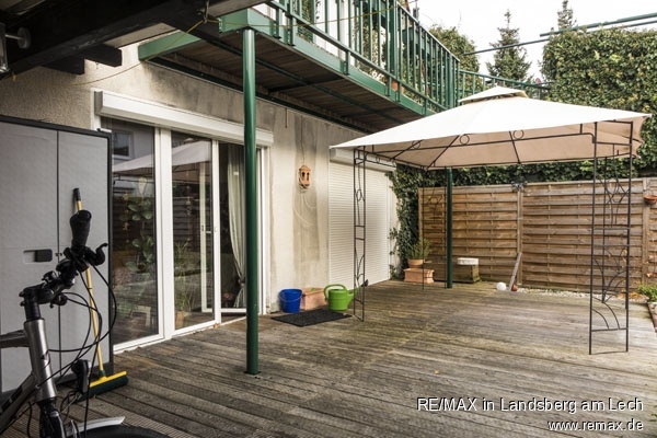 Terrasse Erdgeschosswohnung Gersthofen