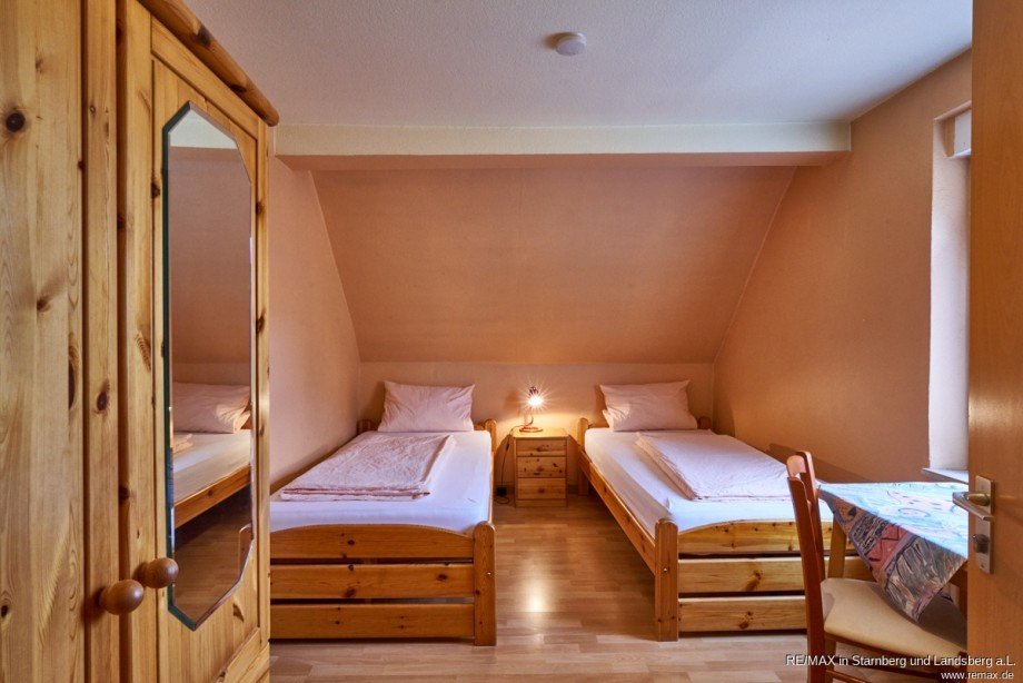 DG Schlafzimmer Mehrfamilienhaus Maulbronn