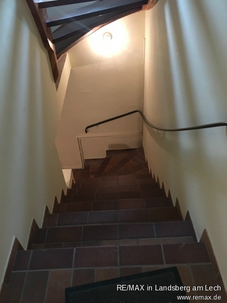 Treppe zum KG Einfamilienhaus Neualbenreuth