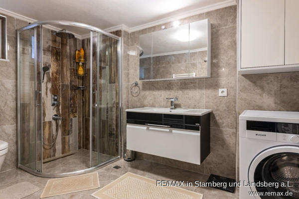 Modernes Bad Etagenwohnung Fener
