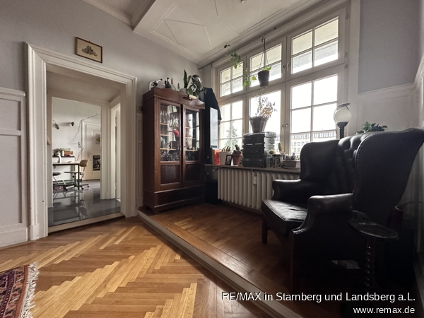 Wohn-Essdiele - tats�chlicher Zustand Dachgeschosswohnung W�rzburg