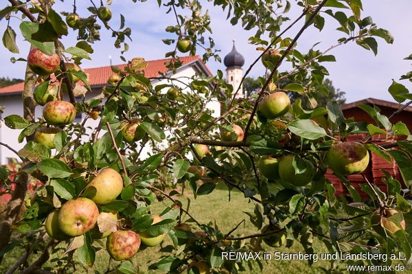 Eigener Garten mit Obstb�umen Einfamilienhaus Ergoldsbach / Langenhettenbach